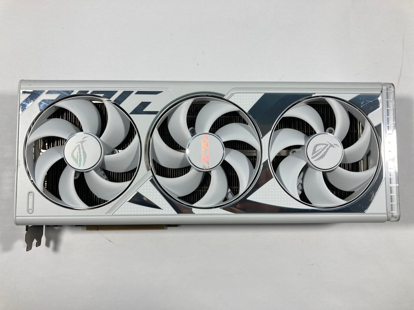BH 2 GET 1 OFFER ASUS ROG Stri - Rtx 4090 24Gb Gddr6X recension och pris