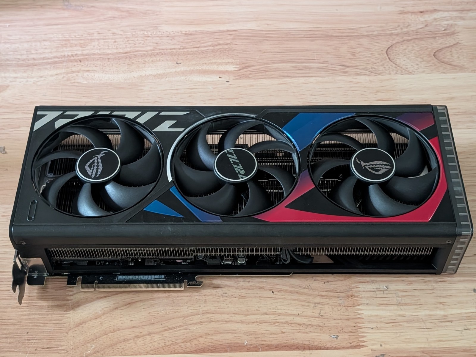 BH  BEST OFFER ASUS ROG Strix  - Rtx 4090 24Gb Gddr6X recension och pris